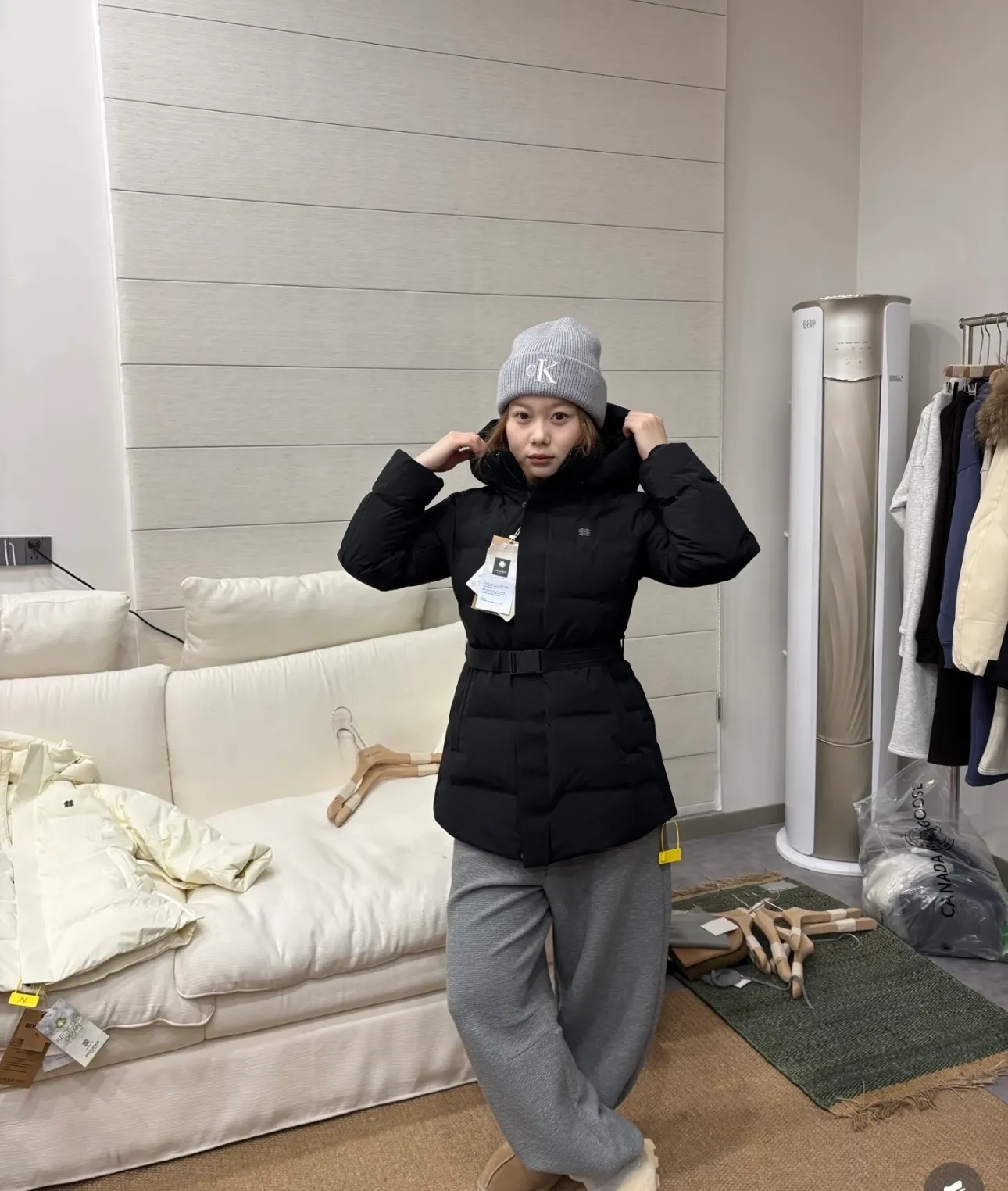Upper body material picture KOLON SPORT/Kelon 26fw KOLON women's small waist laminated hooded mid-length down jacket